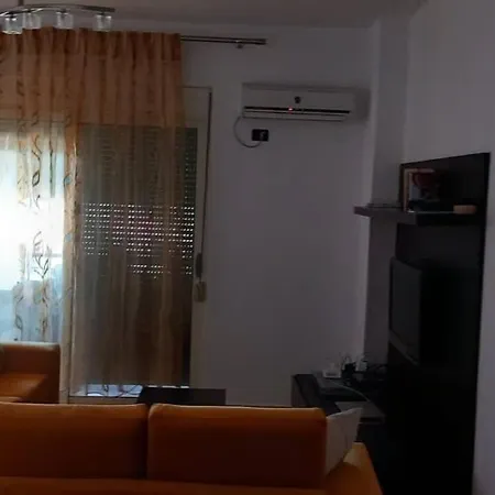 Cozy In * Golem (Tirana)